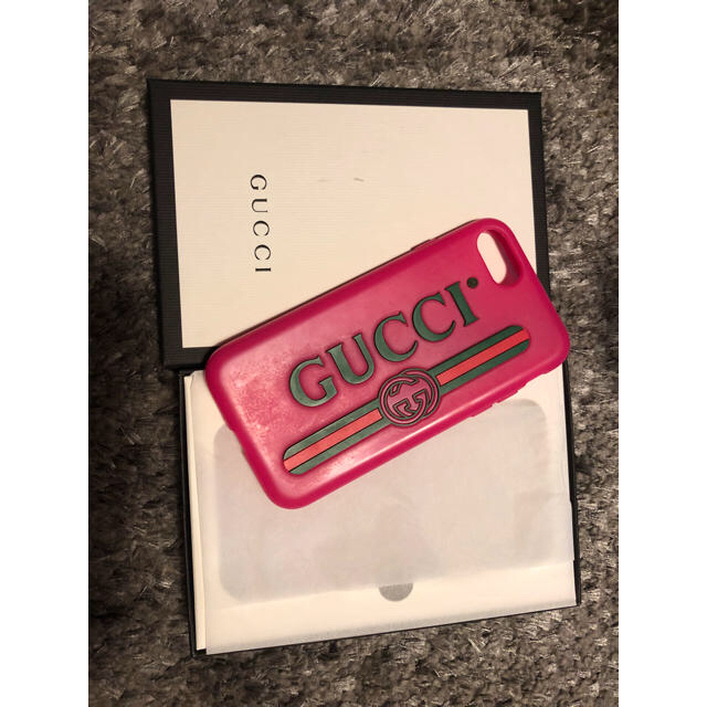 Gucci - GUCCI iPhoneケース 8 ！！早い者勝ち！！の通販 by riomyuc's shop｜グッチならラクマ