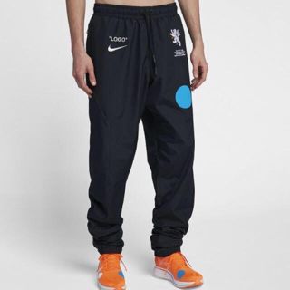 NIKE ナイキ　ナイロン　パンツ　白　スノーカモパンツ　状態極上