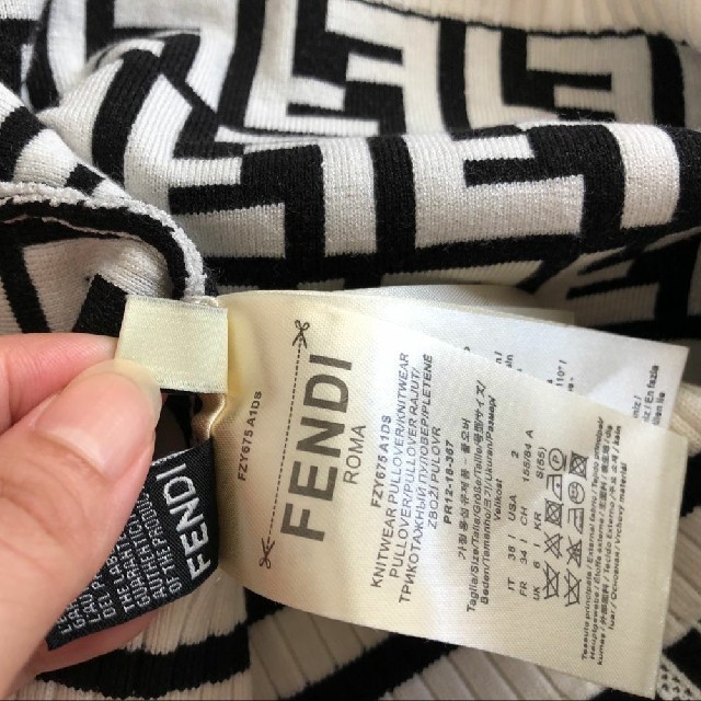 FENDI フェンディ ニット 薄手 半袖 黒 新品 40-