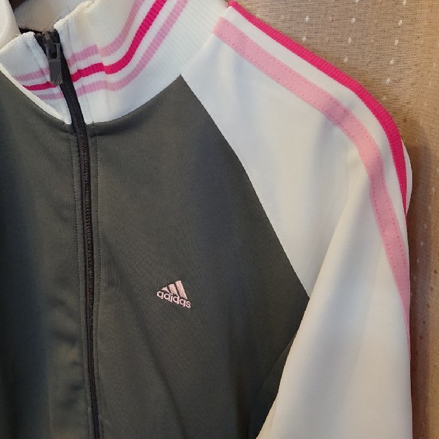 adidas(アディダス)の☆adidas レディース  ジャージ上 美品☆ レディースのトップス(その他)の商品写真