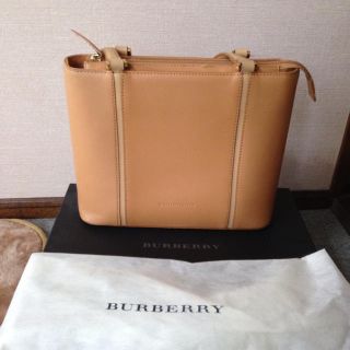 バーバリー(BURBERRY)のバーバリー バック(ハンドバッグ)