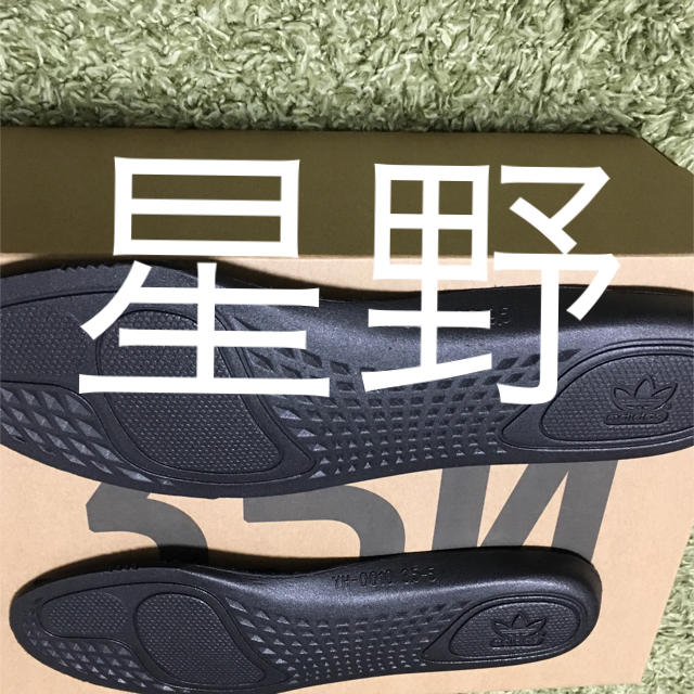 adidas(アディダス)のyeezy boost 350 oreo 23.0 メンズの靴/シューズ(スニーカー)の商品写真