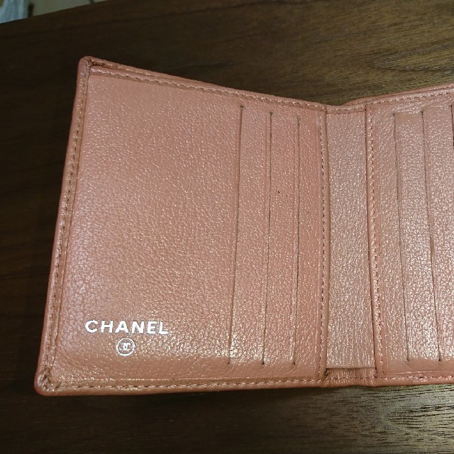 CHANEL(シャネル)のCHANELレザー財布 レディースのファッション小物(財布)の商品写真