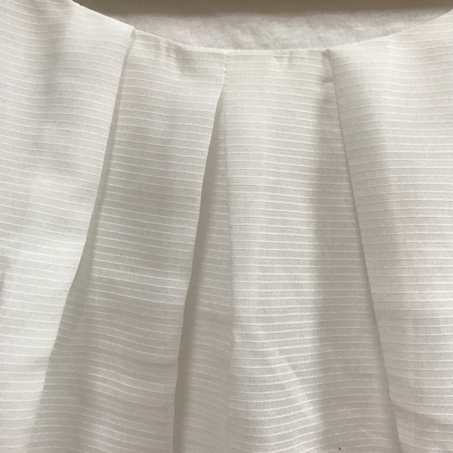 RU(アールユー)の5月中まで！【新品、未使用】ru  Tシャツ ホワイト レディースのトップス(Tシャツ(半袖/袖なし))の商品写真
