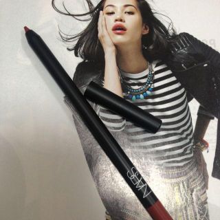 ナーズ(NARS)の出品未使用！ナーズ、濃赤系リップライナー(その他)