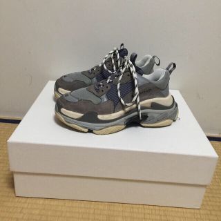 バレンシアガ(Balenciaga)の40 Balenciaga Triple s (スニーカー)