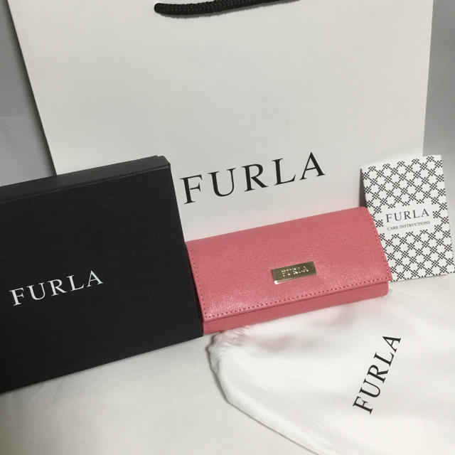 【新品未使用】FURLA 4連キーケース レザー グレー、ベージュ系