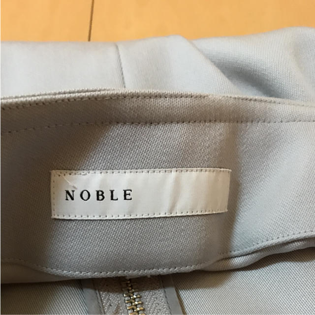 Noble(ノーブル)のノーブル スカート レディースのスカート(ひざ丈スカート)の商品写真