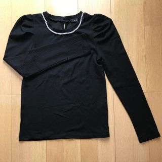 ダブルクローゼット(w closet)のダブルクローゼット トップス ハイネック パール パワーショルダー(カットソー(長袖/七分))