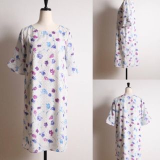 トッコ(tocco)のドット&花柄ワンピース  tocco closet (ひざ丈ワンピース)