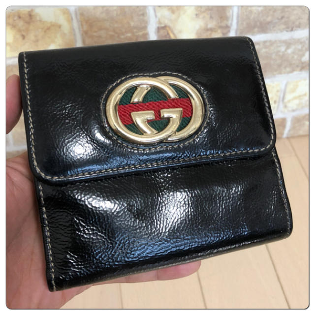 美品》GUCCI(グッチ)折り財布 限定セット lecoupe-chou.fr