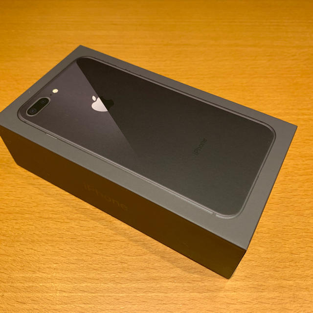 iPhone8 Plus 256GB Black au SIMロック解除済みのサムネイル