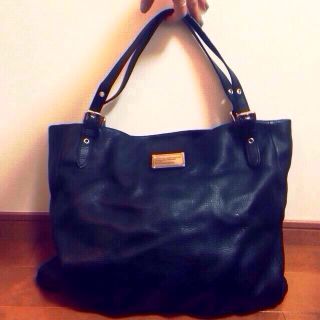 マークバイマークジェイコブス(MARC BY MARC JACOBS)のMARC BY MARC JACOBS鞄(トートバッグ)