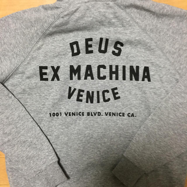 Deus ex Machina(デウスエクスマキナ)のあーちゃん専用DEUS メンズのトップス(スウェット)の商品写真