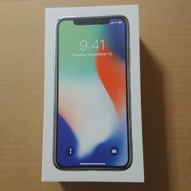 最安値で - Apple バック au 256GB X iPhone 未使用 新品