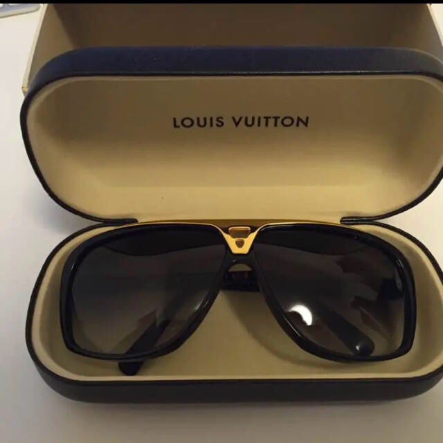 LOUIS VUITTON - LOUIS VUITTON サングラス EVIDENCEの通販 by aki2976's shop｜ルイ