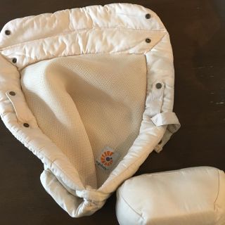 エルゴベビー(Ergobaby)の【美中古】エルゴベビーインサート(メッシュ)(抱っこひも/おんぶひも)