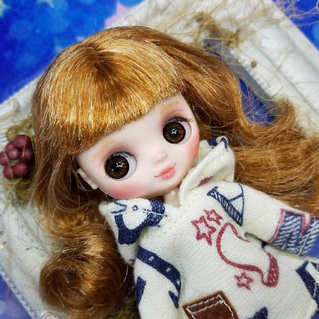 珍しい ♡プチブライス・カスタムプチブライス・タティアンナブラック