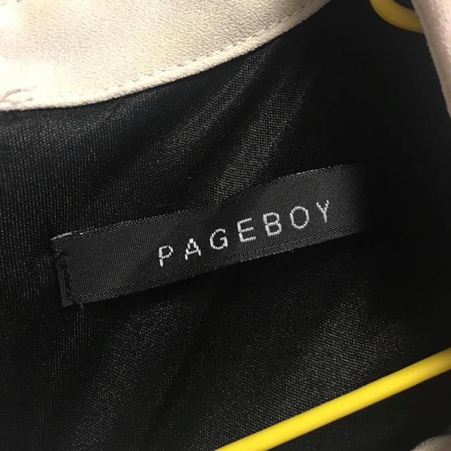 PAGEBOY(ページボーイ)の黒ワンピース レディースのワンピース(ひざ丈ワンピース)の商品写真