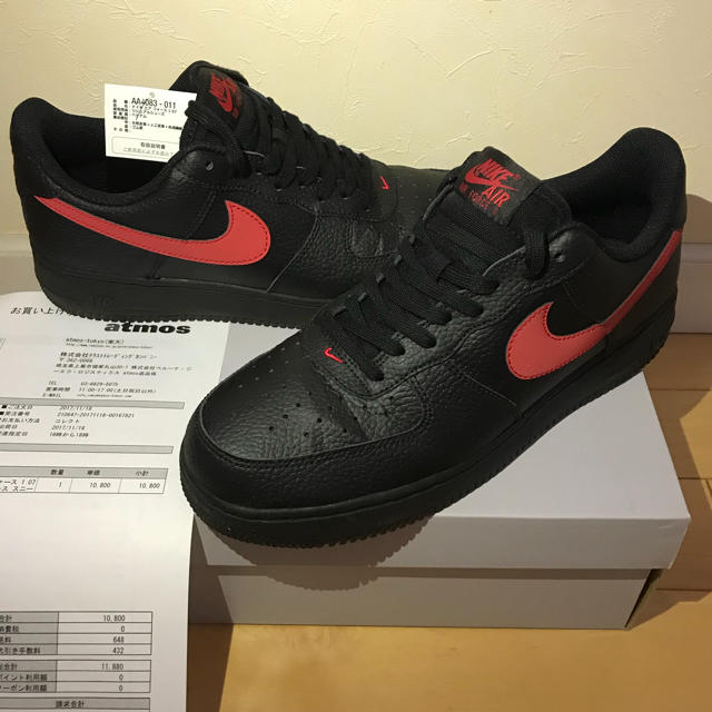 NIKE(ナイキ)の★美品used NIKE AIR FORCE 1 ‘07 黒赤 27.5cm メンズの靴/シューズ(スニーカー)の商品写真