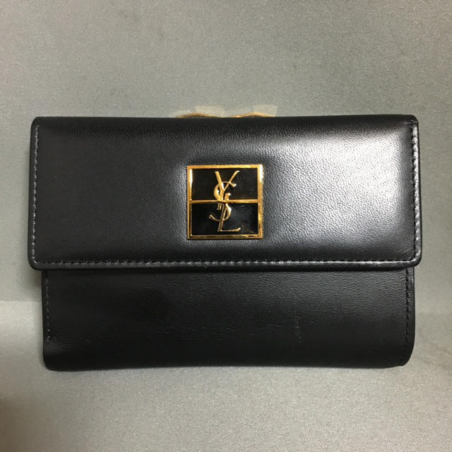 イヴサンローラン　折り財布　レザー　がま口　YSL ブラック