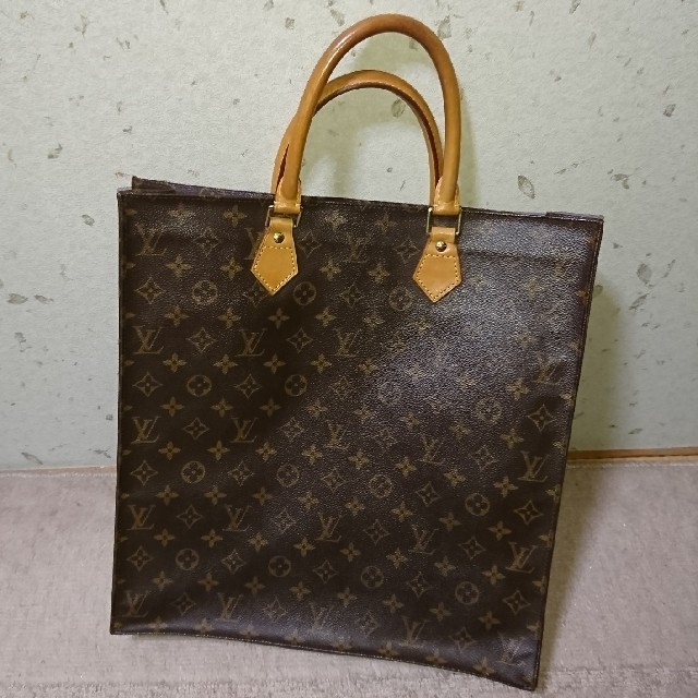 LOUIS VUITTON - 大変お買い得✨ルイ・ヴィトン サックプラ 内側 ...