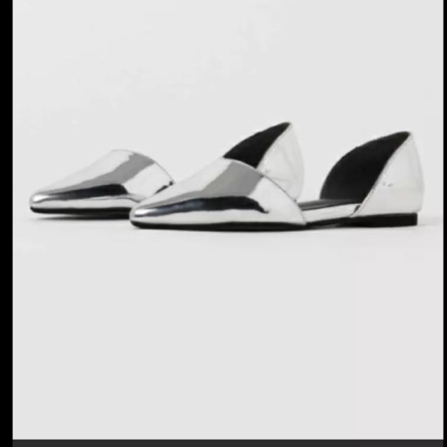 GYDA(ジェイダ)のGYDA ポインテッドトゥフラットパンプス レディースの靴/シューズ(ハイヒール/パンプス)の商品写真