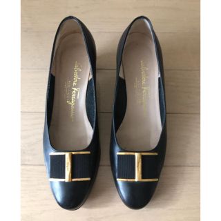 サルヴァトーレフェラガモ(Salvatore Ferragamo)のフェラガモパンプス 専用(ハイヒール/パンプス)