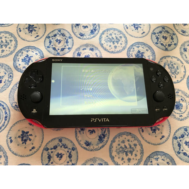 PlayStation Vita(プレイステーションヴィータ)のるるぅ様専用psvita 本体 エンタメ/ホビーのゲームソフト/ゲーム機本体(携帯用ゲーム機本体)の商品写真