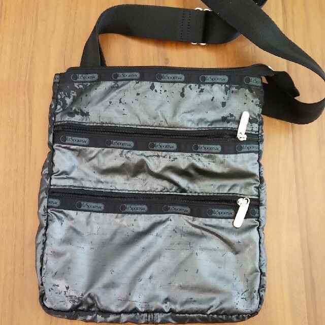 LeSportsac(レスポートサック)のレスポートサック　グレーシルダーバッグ レディースのバッグ(ショルダーバッグ)の商品写真