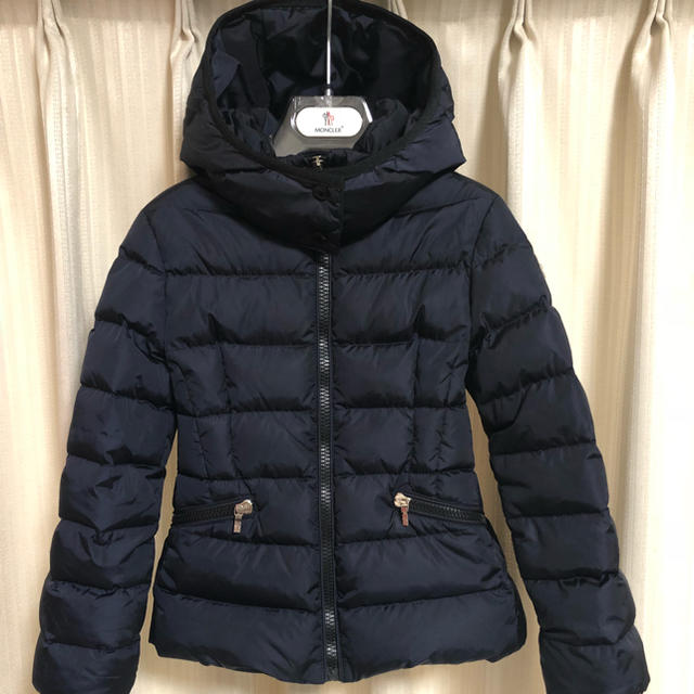 よろしくお願いしますモンクレール　moncler キッズ　ダウン　コート　女の子　6A