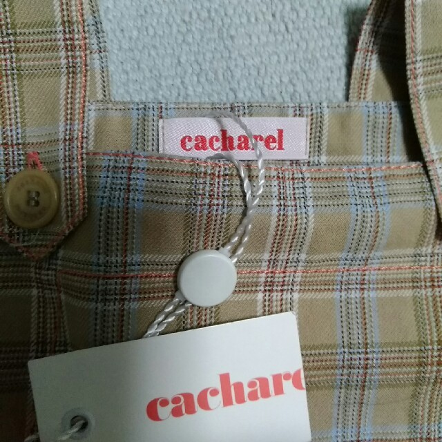 cacharel(キャシャレル)の再値下げ！新品　キャシャレル　cacharel ベビーカバーオール キッズ/ベビー/マタニティのベビー服(~85cm)(カバーオール)の商品写真