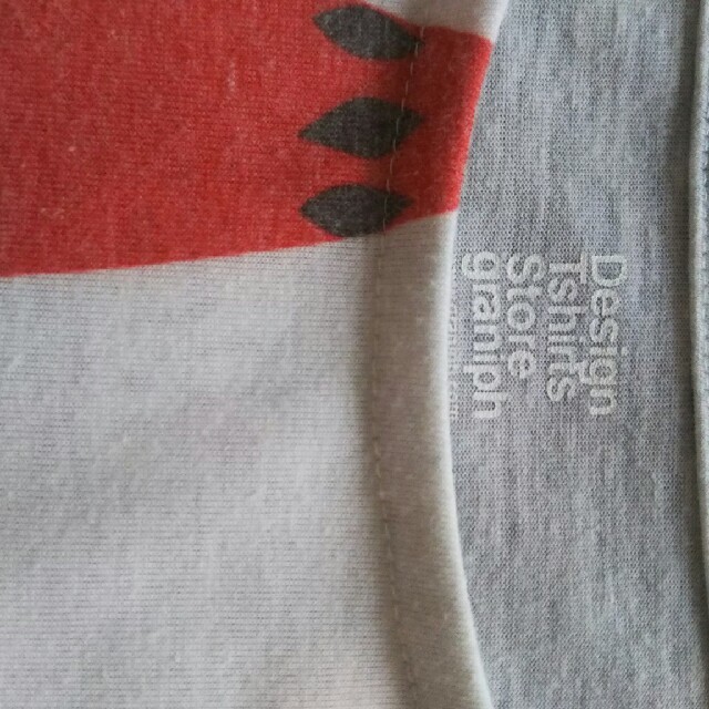 Design Tshirts Store graniph(グラニフ)のグラニフ　はらぺこあおむし レディースのトップス(カットソー(半袖/袖なし))の商品写真