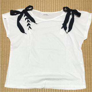 レイカズン(RayCassin)のリボン付きTシャツ(Tシャツ(半袖/袖なし))