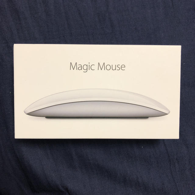 Apple(アップル)のMagic Mouse スマホ/家電/カメラのPC/タブレット(PC周辺機器)の商品写真