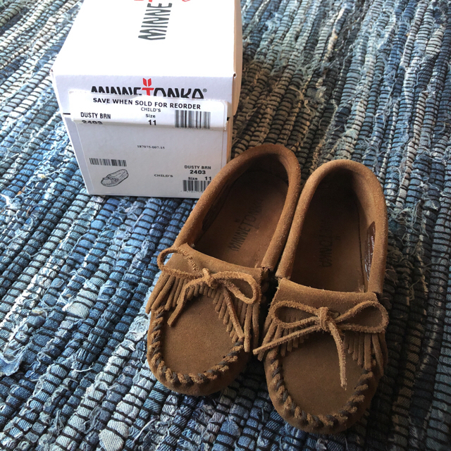 Minnetonka(ミネトンカ)のミネトンカkids★モカシン キッズ/ベビー/マタニティのキッズ靴/シューズ(15cm~)(スリッポン)の商品写真