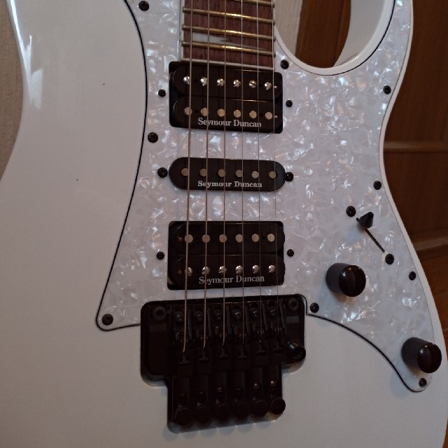 Ibanez(アイバニーズ)の美品☆セイモアダンカンPU☆　Ibanez RG350DXZ 楽器のギター(エレキギター)の商品写真