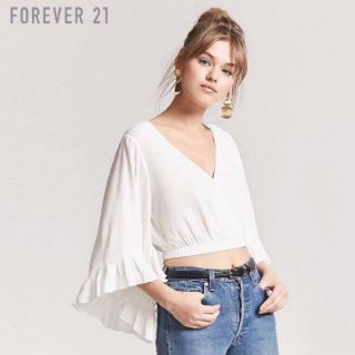 フォーエバートゥエンティーワン(FOREVER 21)のS～新品ﾌｫｰｴﾊﾞｰ21ショート丈トップス　ﾌﾚｱｽﾘｰﾌﾞ(カットソー(長袖/七分))