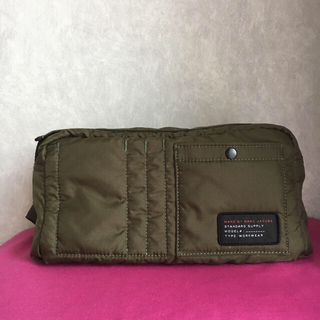 マークバイマークジェイコブス(MARC BY MARC JACOBS)の美品❣️ MARC BY MARC JACOBS ボディ/ウエストバッグ(ボディーバッグ)