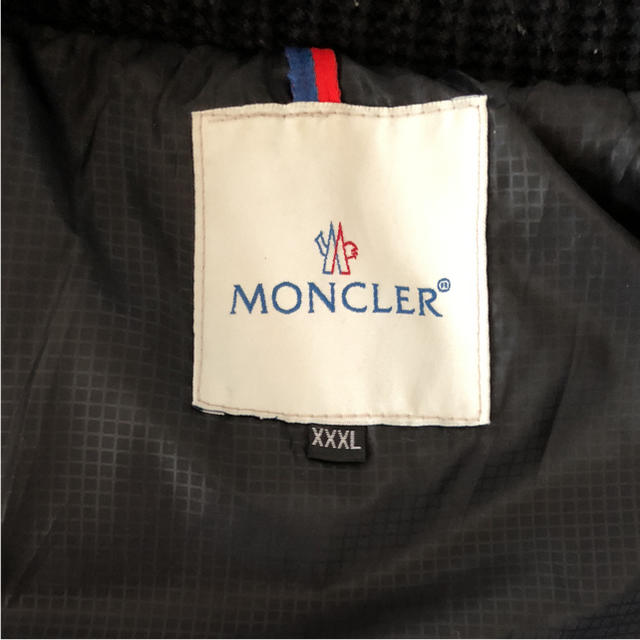 MONCLER(モンクレール)のモンクレールマウンテンジャケット メンズのジャケット/アウター(ダウンジャケット)の商品写真