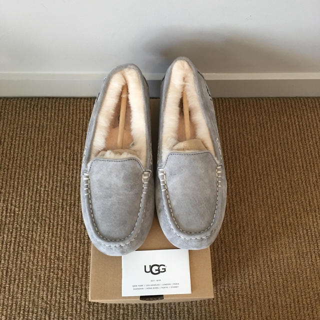 UGG(アグ)のUGG アンスレー レディースの靴/シューズ(スリッポン/モカシン)の商品写真