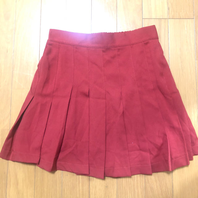 SPINNS(スピンズ)のプリーツスカート 赤  レディースのスカート(ミニスカート)の商品写真