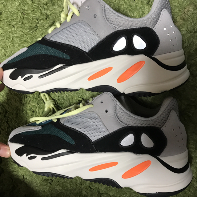 yeezy boost 700