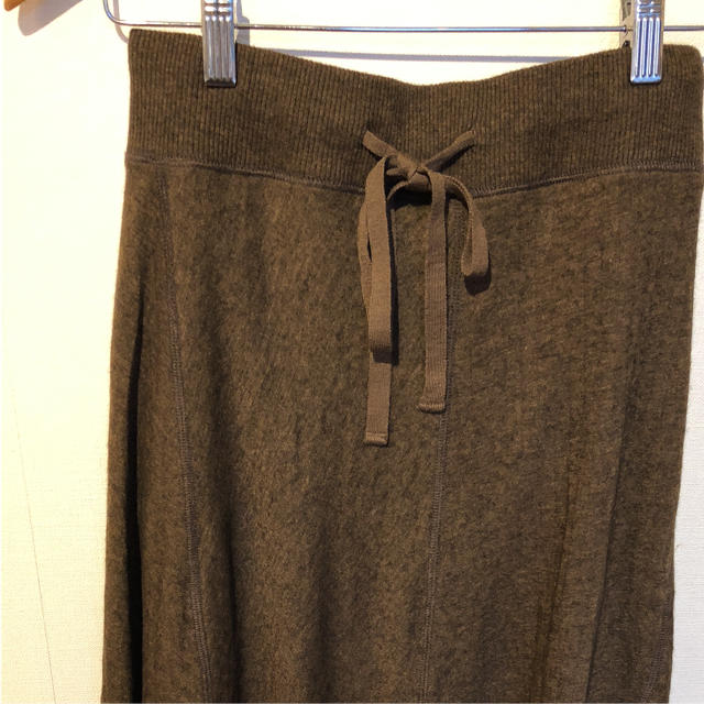 TOMORROWLAND(トゥモローランド)のTOMORROWLAND MACPHEE スカート レディースのスカート(ひざ丈スカート)の商品写真