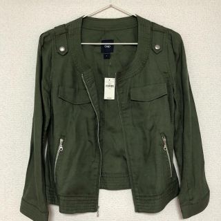 ギャップ(GAP)の【新品】GAP ミリタリー ジャケット(ミリタリージャケット)