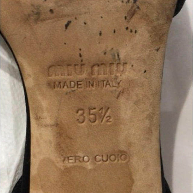 miumiu(ミュウミュウ)のmiu miu  サンダル  黒  (送料無料) レディースの靴/シューズ(サンダル)の商品写真