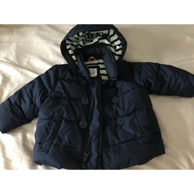 GAP Kids(ギャップキッズ)のあゆむさん専用 GAP アウター ダウン（キッズ12-18month用） キッズ/ベビー/マタニティのベビー服(~85cm)(ジャケット/コート)の商品写真