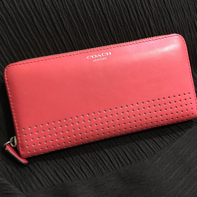 COACH(コーチ)の長財布 レディースのファッション小物(財布)の商品写真