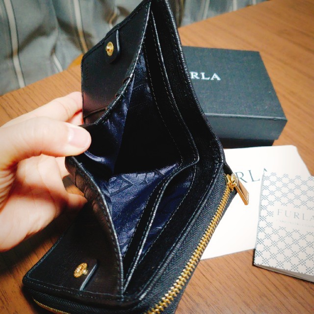FURLA　財布（折り財布）