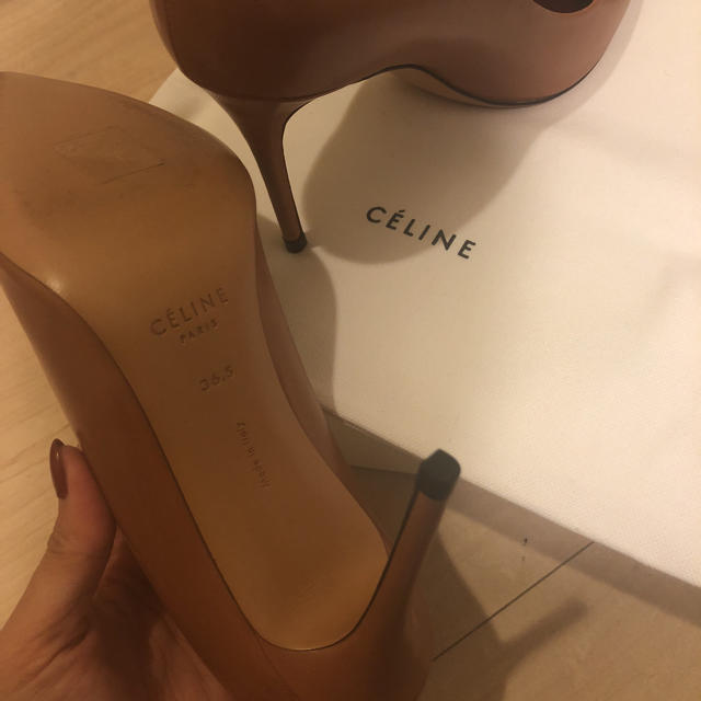 celine(セリーヌ)のパンプス レディースの靴/シューズ(ハイヒール/パンプス)の商品写真